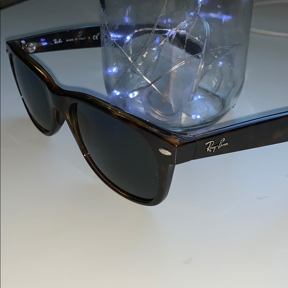 Ray-Ban Polarized New Wayfayer Classic Sunglasses